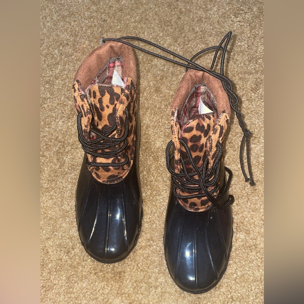 Jessica Carlyle Duck Boots